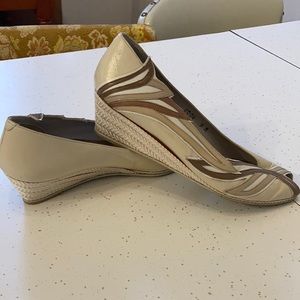 Vintage Ingledews shoes.